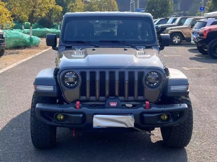 长城皮卡五菱宏光14座客车接送